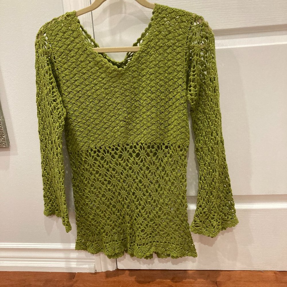 Hand Made Crochet tunic. Size 8 in avocado green color.